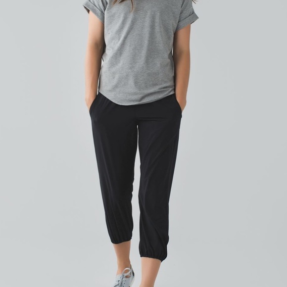 lululemon athletica Pants - Lululemon Black Om Crop Pant